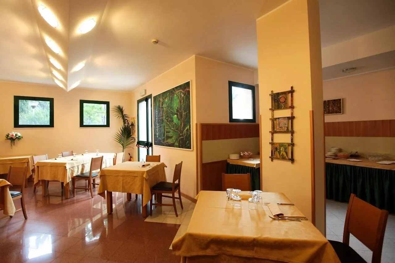 Kaire Hotel Rome 3*,